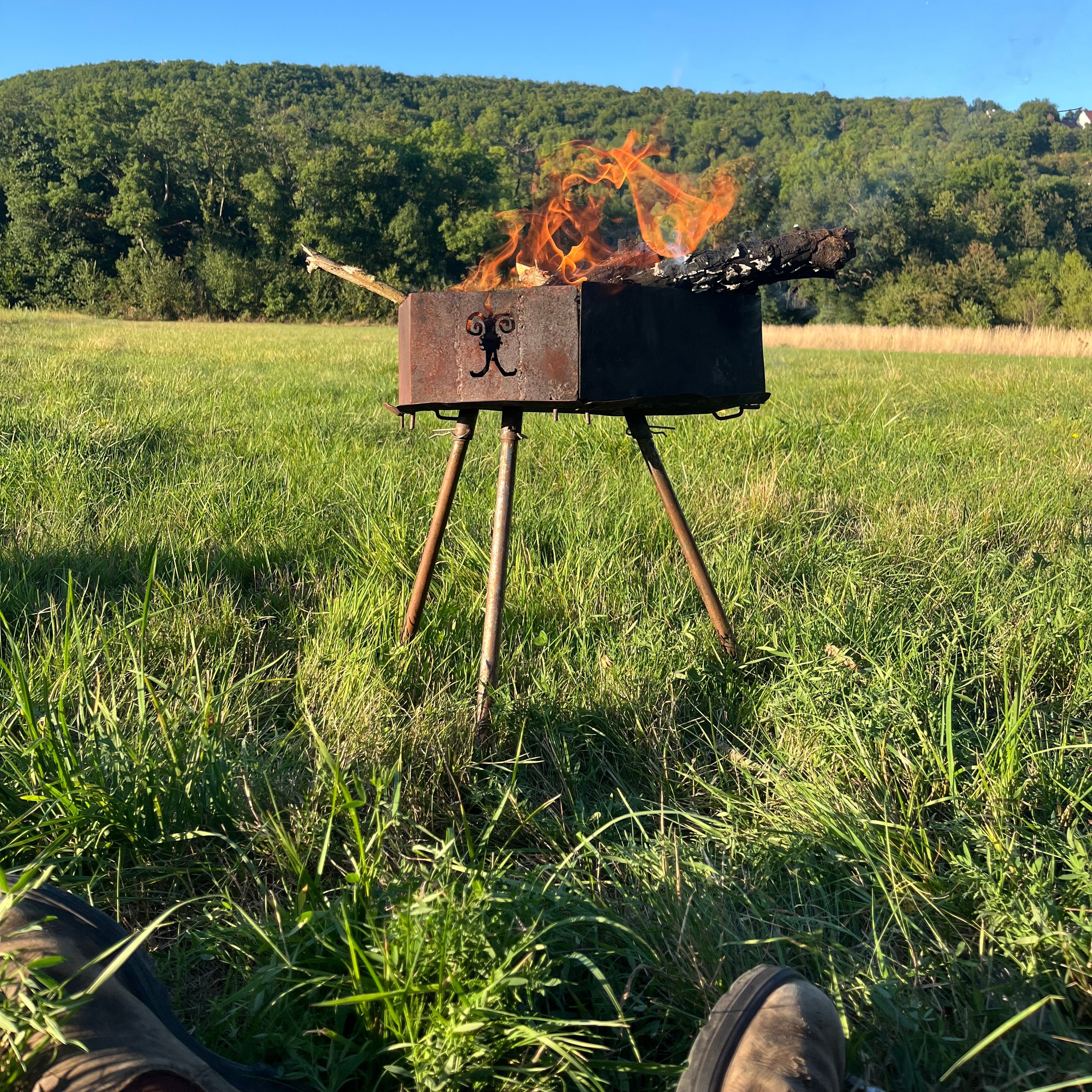 "Nomade" BBQ/CYCLES - ANTIGUO
